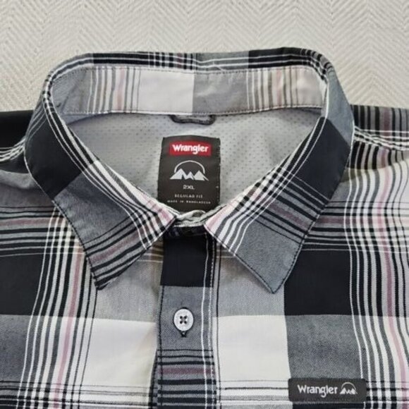 Wrangler Performance Shirt Men's Size 2XL Black Plaid Short Sleeve EUC Gorpcore - Picture 4 of 12